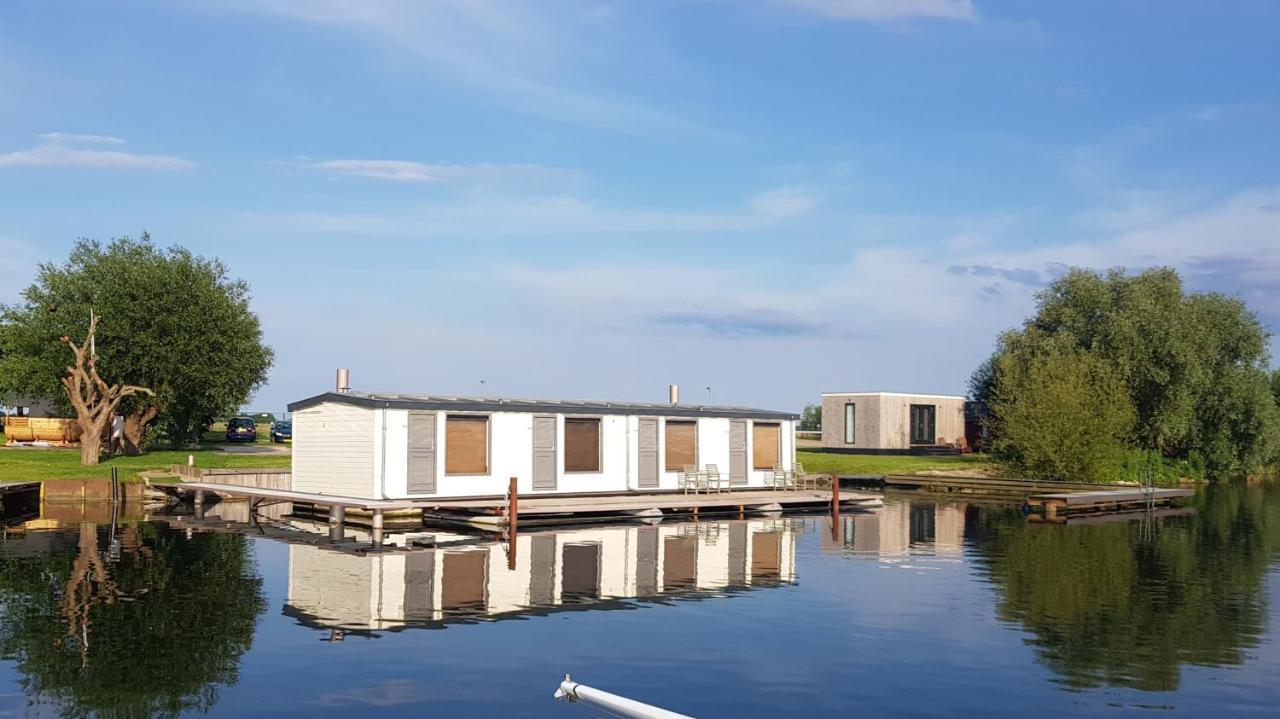 Benedeneind Floatel - De Schans Alphen المظهر الخارجي الصورة